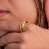 Croissant Dôme Ring