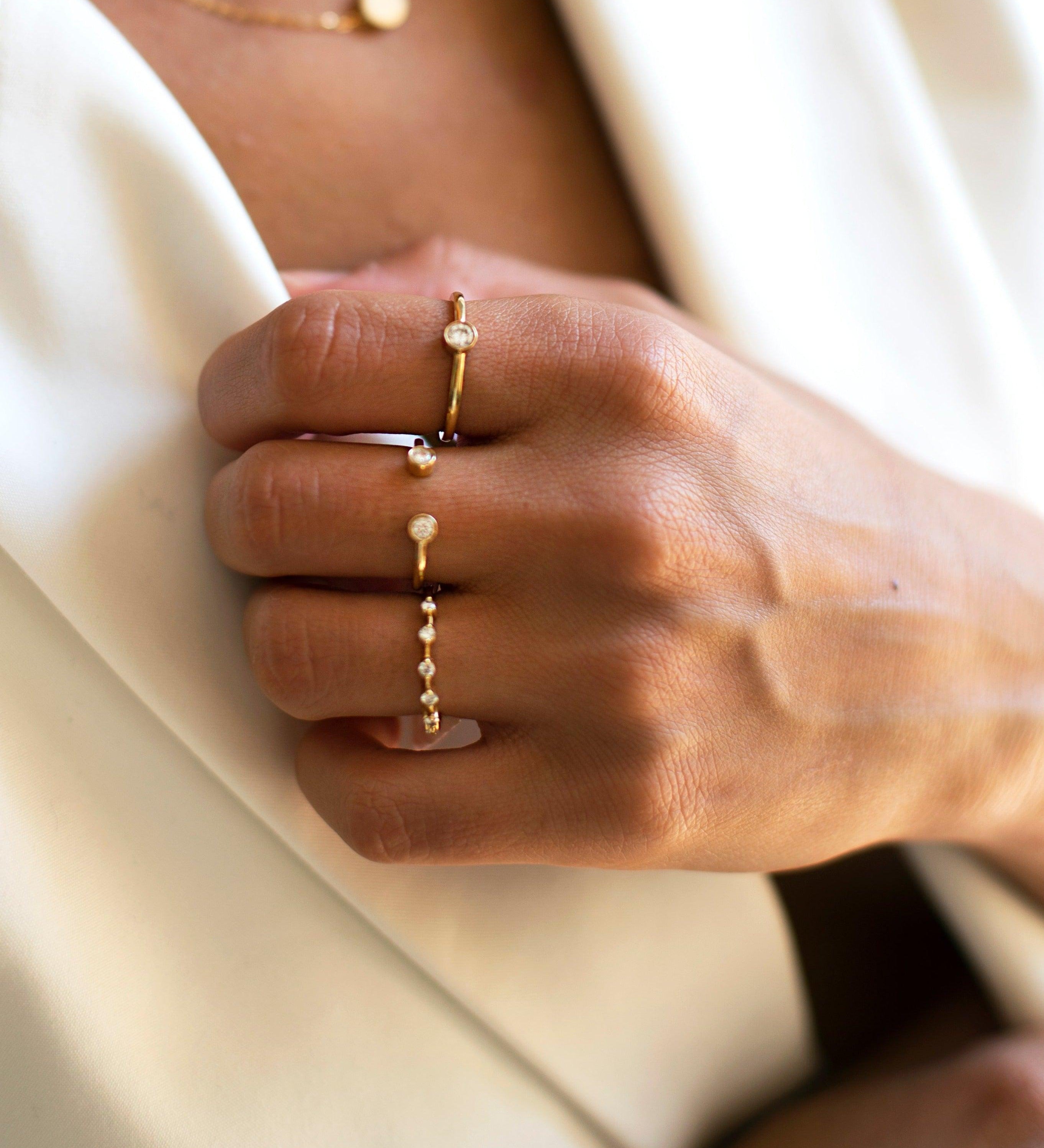 Diamond Bezel Ring - CIEL